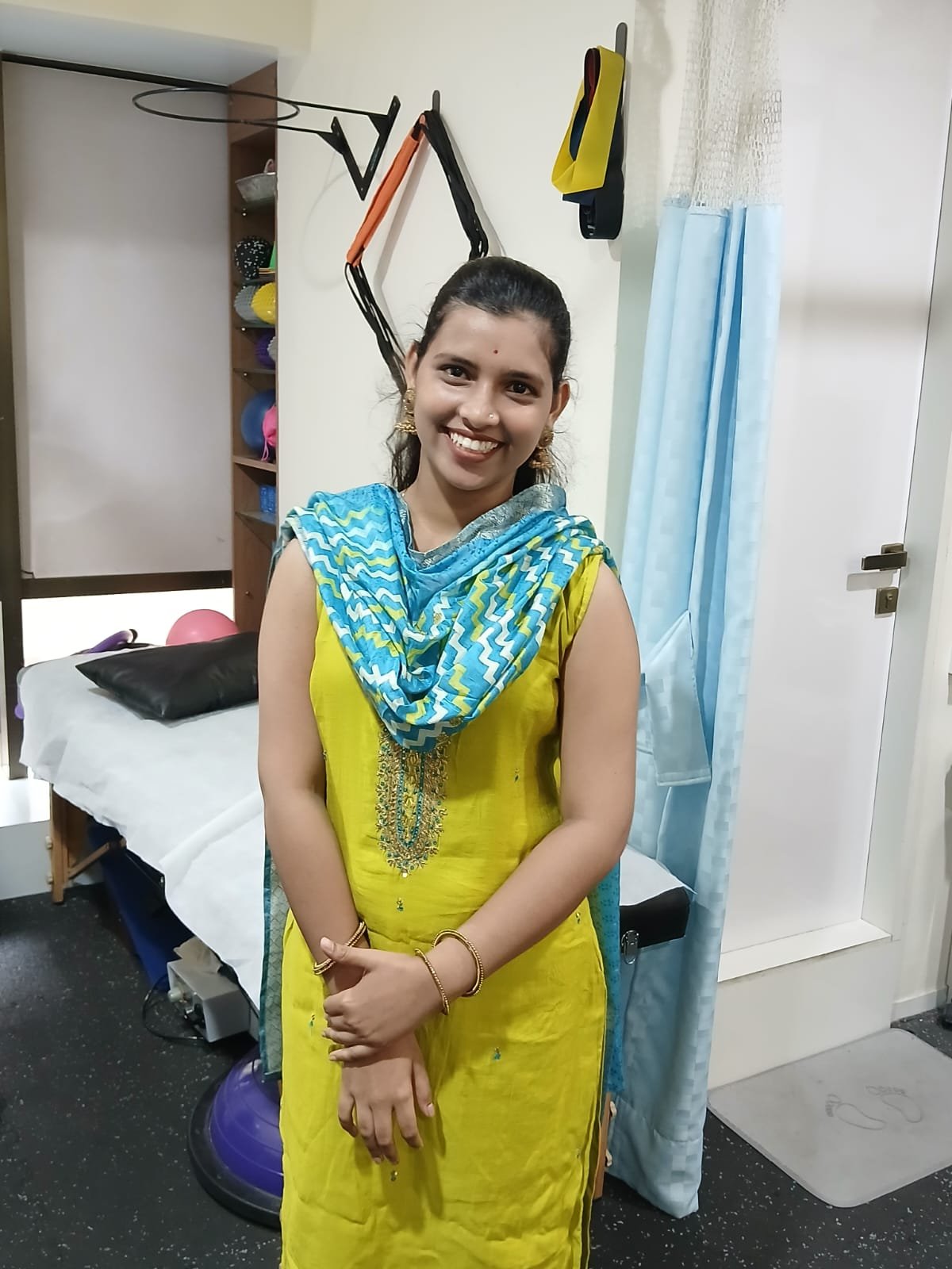 Siddhi Utekar, Back2Life Physiotherapy Clinic team