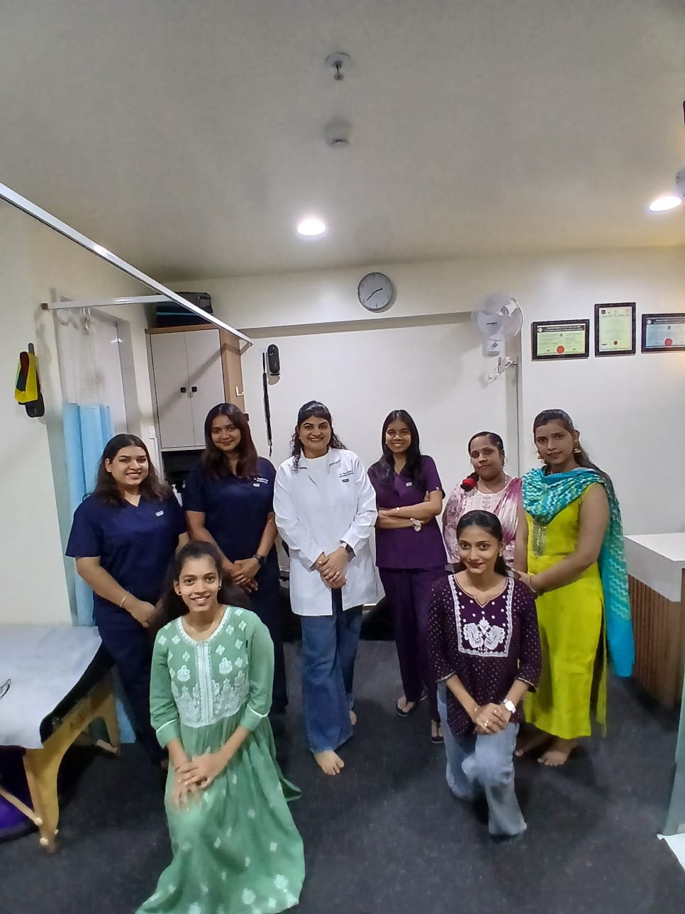 Dr. Pooja Shah Vora with the Back2Life Physiotherapy Clinic team in Ghatkopar